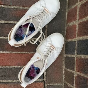 Ted Baker London White Leather Sneakers with Rose Gold Trim